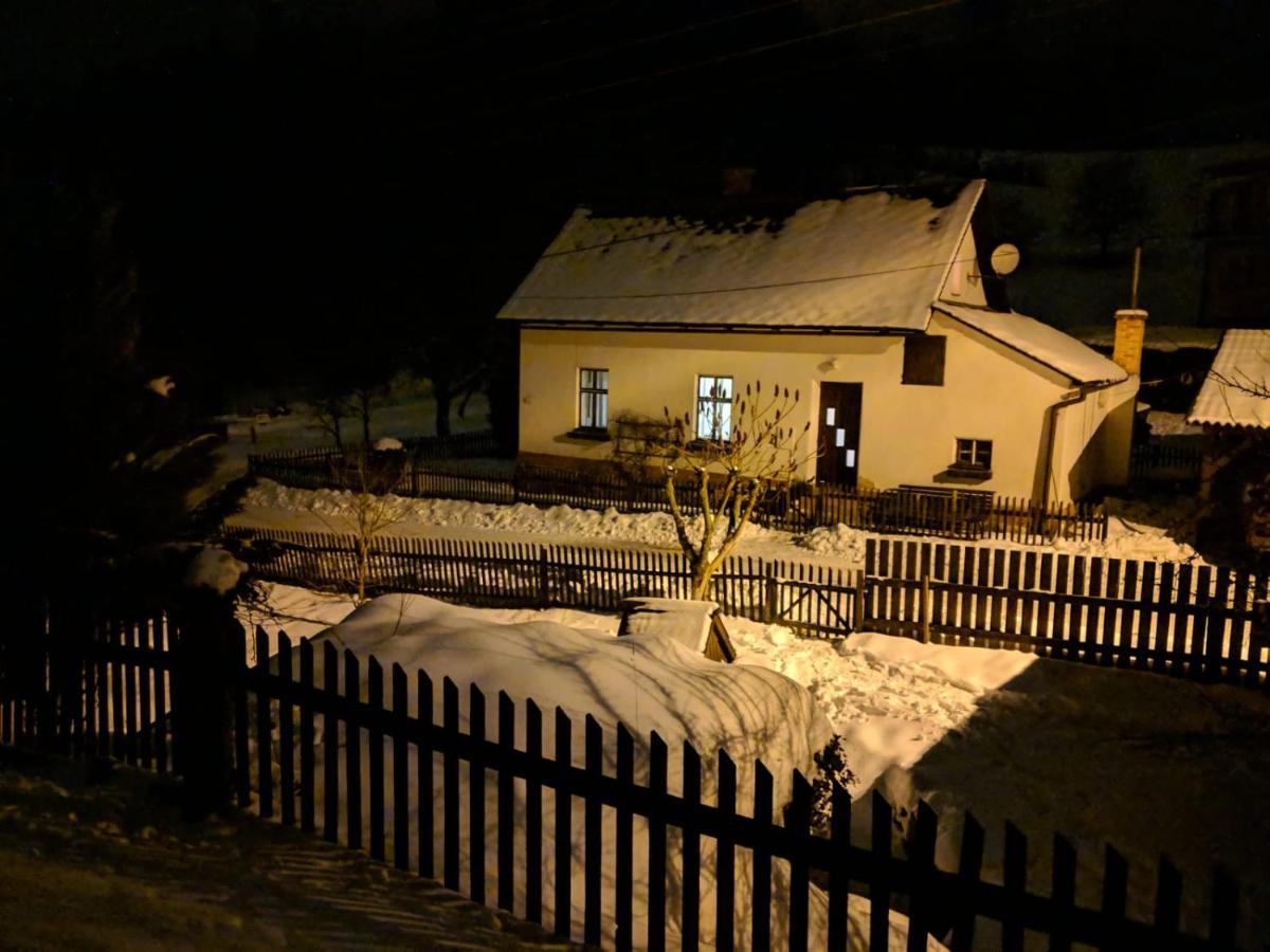 Chaloupka Na Konci Sveta Villa Raskov Eksteriør bilde